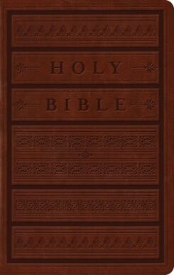 9781433555909 Large Print Personal Size Bible