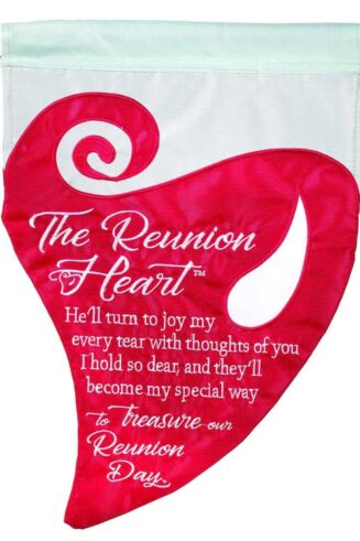 603799373371 Reunion Heart Burlap Garden Flag