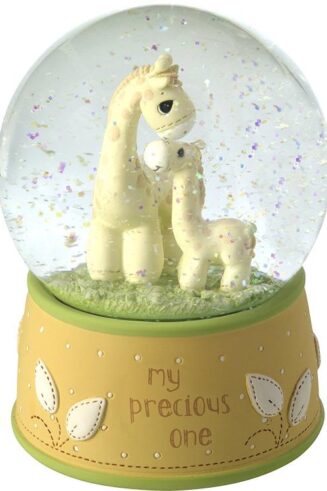 842181105279 My Precious One Giraffe Musical Snow Globe