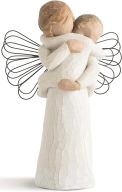 638713260840 Angels Embrace (Figurine)