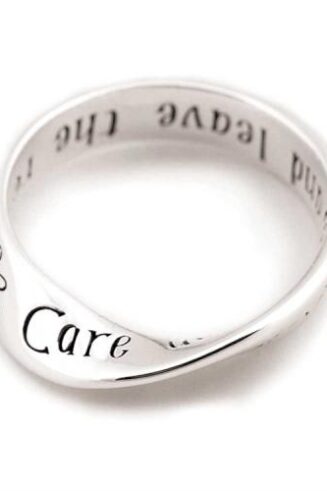 608200018988 Live Simply Mobius (Size 9 Ring)