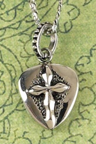 714611161509 Pendant With Cross